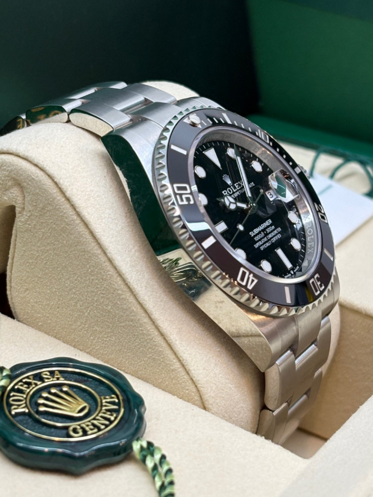 Submariner Date Black Dial 41mm - Image 4