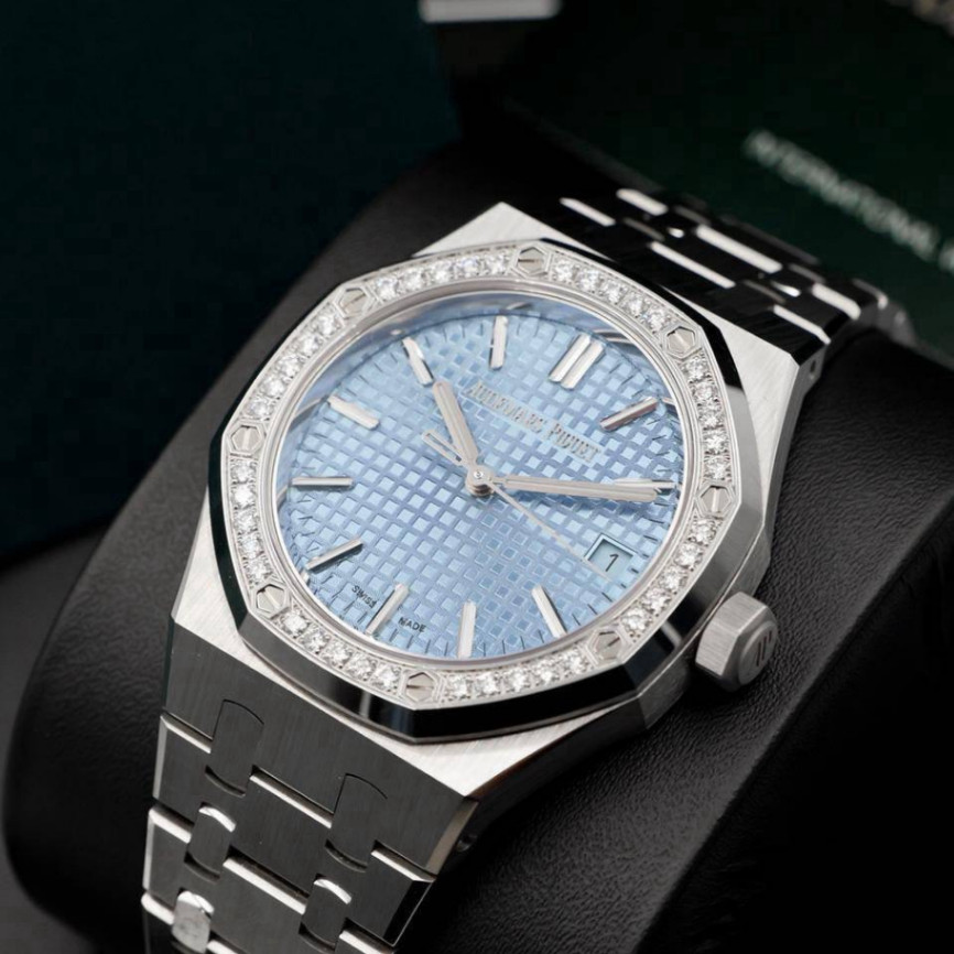 AP Royal Oak 15551ST Ice Blue Dial 41mm - Image 3