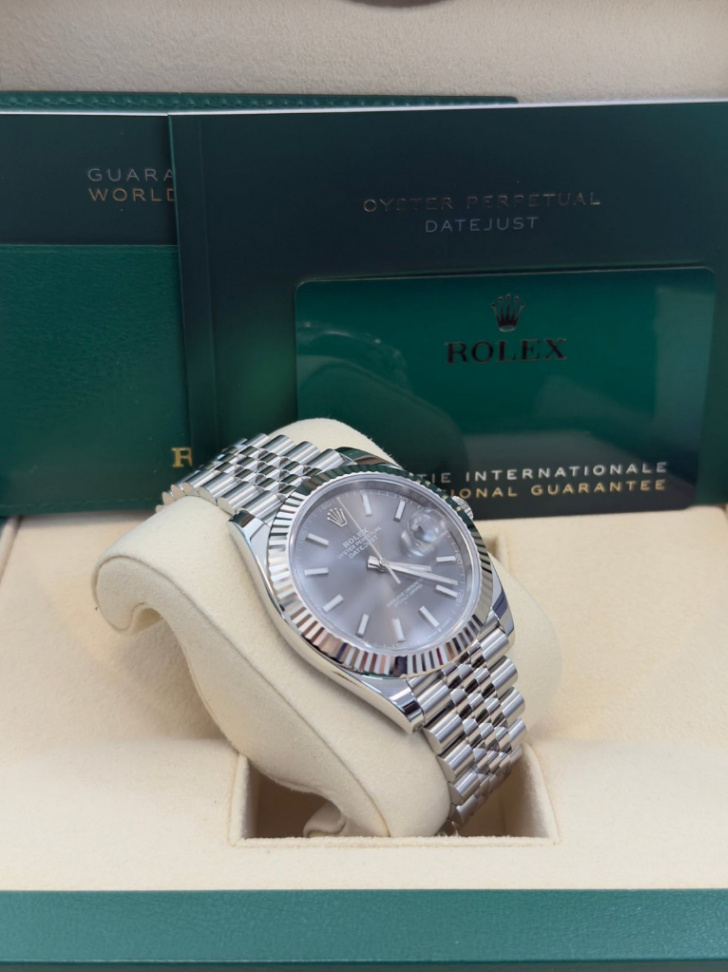 Datejust Grey Dial Jubilee 41mm - Image 4