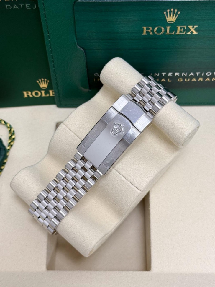 Datejust Green Ombre Dial Jubilee 41mm - Image 4