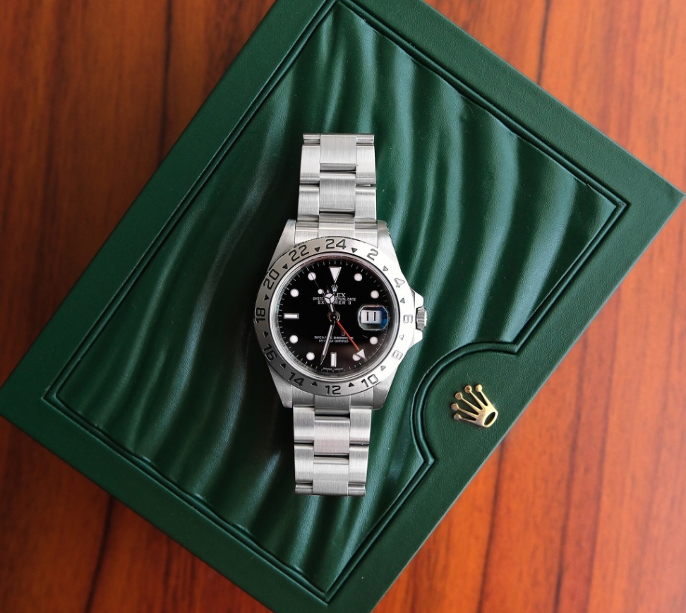 Rolex Consignment Explorer II 16570 Black Dial Oyster Steel 2011 40mm. - Image 4