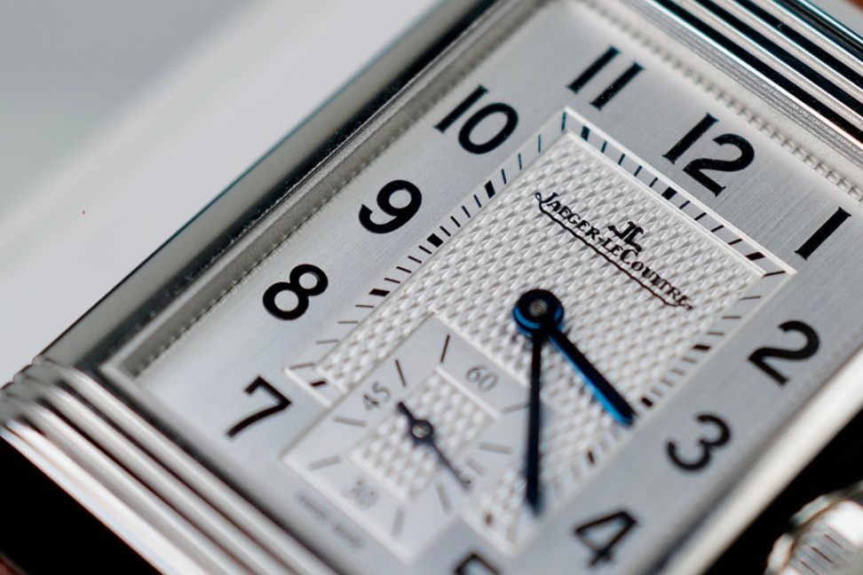 Jaeger-LeCoultre Reverso Classic Duoface Small Seconds 2025 - Image 2