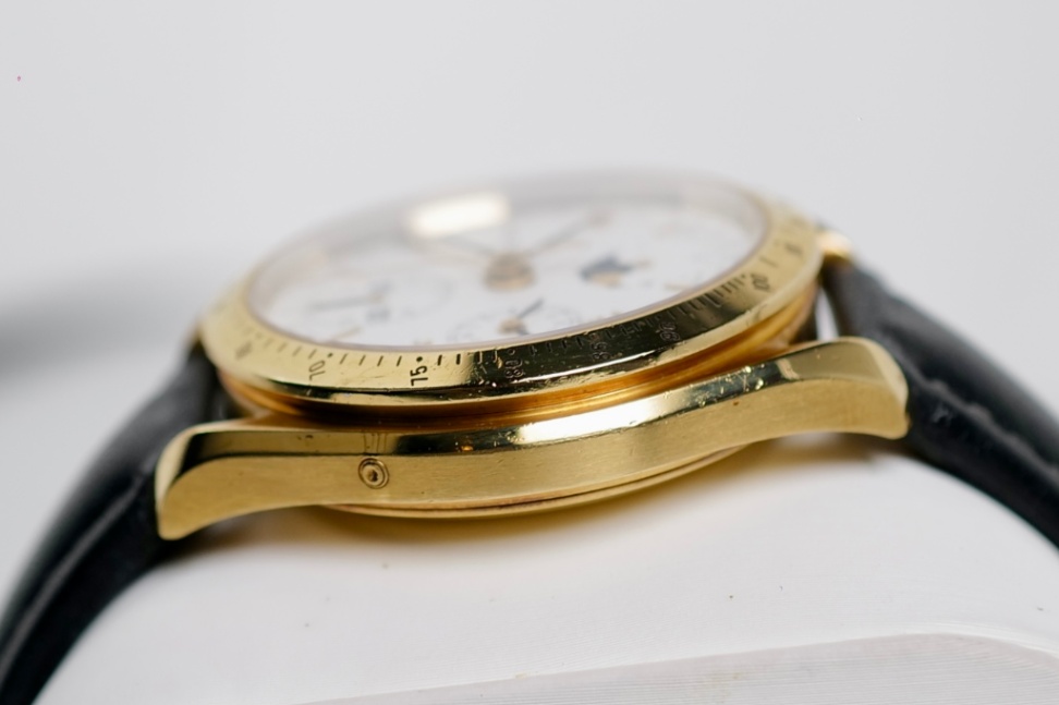 OMEGA Speedmaster Triple Date Moonphase 175.0044 18K Gold 39mm - Image 6