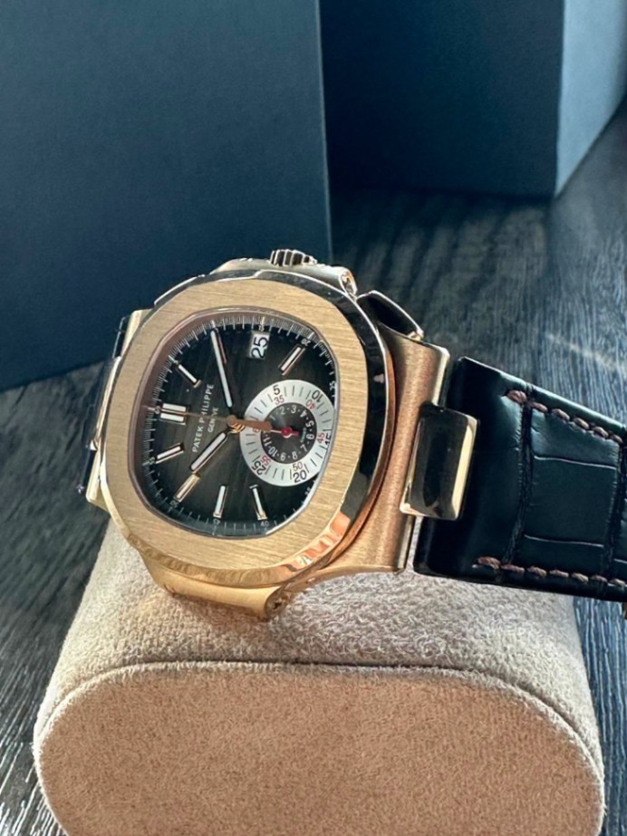 PATEK PHILIPPE Nautilus Chronograph 5980R-001 thumbnail 3