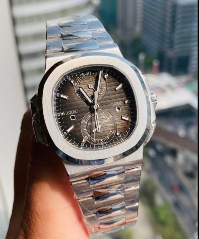 PATEK PHILIPPE NAUTILUS 5990/1A-001