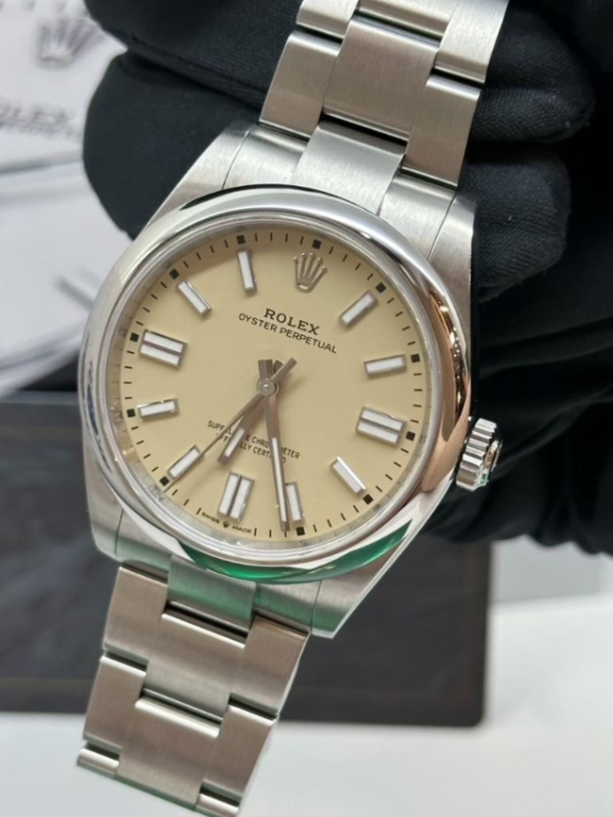 ROLEX Oyster Perpetual 41 Beige Dial 134300 2025 - Image 2