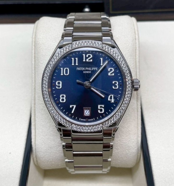 PATEK PHILIPPE Twenty~4 Blue Dial 7300/1200A 36mm