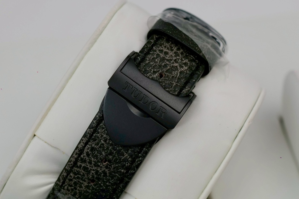 TUDOR Heritage Black Bay Dark M79230DK 41mm - Image 5