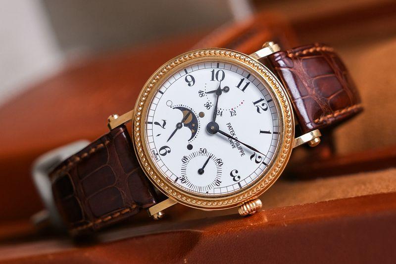 Patek Philippe Complications 18K Gold 5015J thumbnail 3