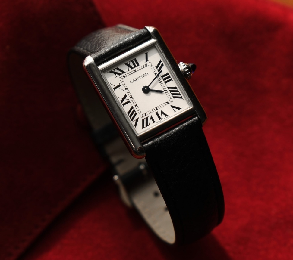 Cartier Tank Must WSTA0042 Small Silver Dial Black leather strap 2022 - Image 3