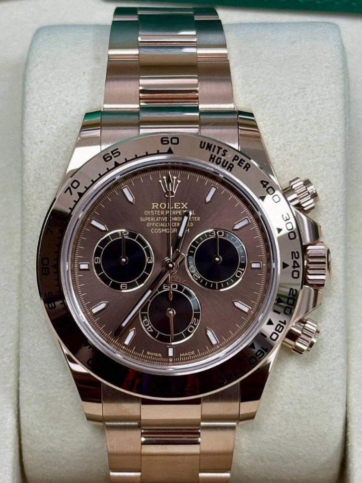 Daytona Chocolate Dial Full Rose Gold 40mm - Image 2