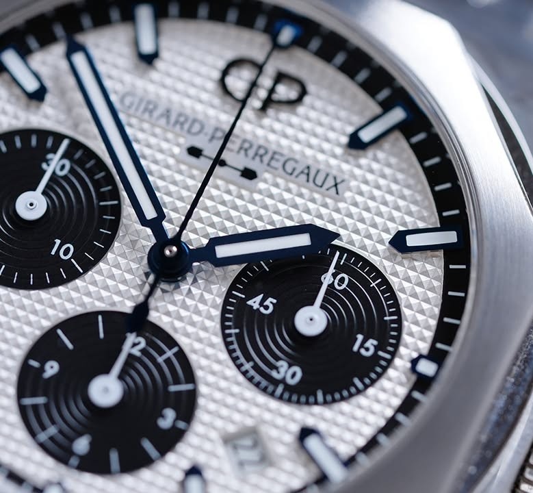 Girard Perregaux Laureato Chrono Panda Dial Steel - Image 2