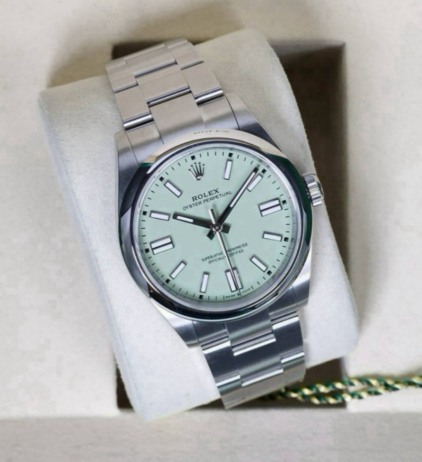 Oyster Perpetual Pistachio Dial 41mm - Image 2