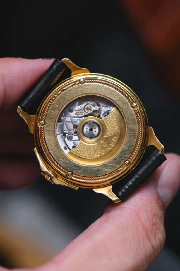 CORUM EPHEMERIS 18K Gold - Image 2