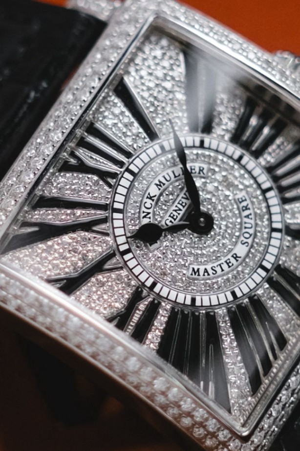 Franck Muller Master Square Full Diamond 6002 M QZ R thumbnail 3