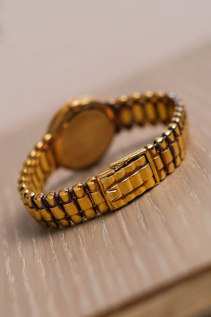 Rolex Cellini 18K Yellow Gold Mother of Pearl Diamond 5161 thumbnail 5