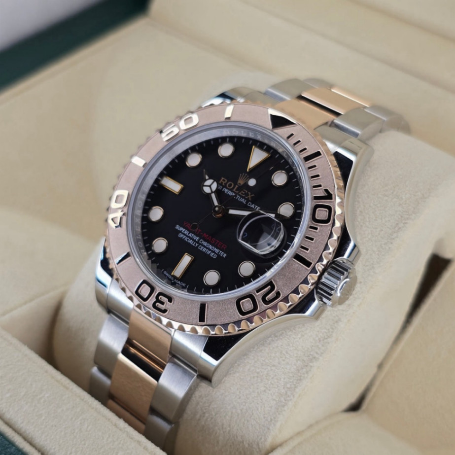 Used Yacht Master Black Dial 2t Rose Gold 40mm - Image 3